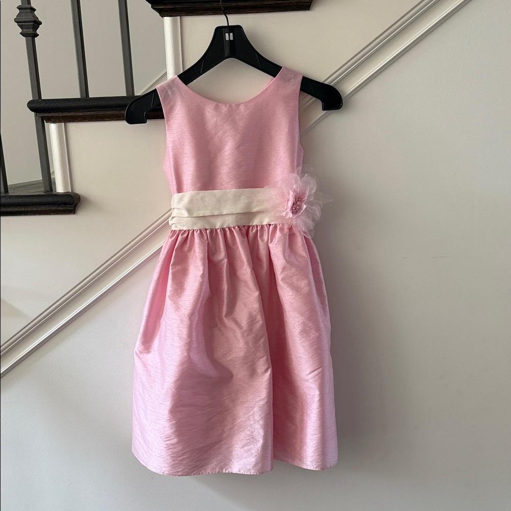 Elegant Pink Sleeveless Girl’s Dress for wedding, formal occasion
